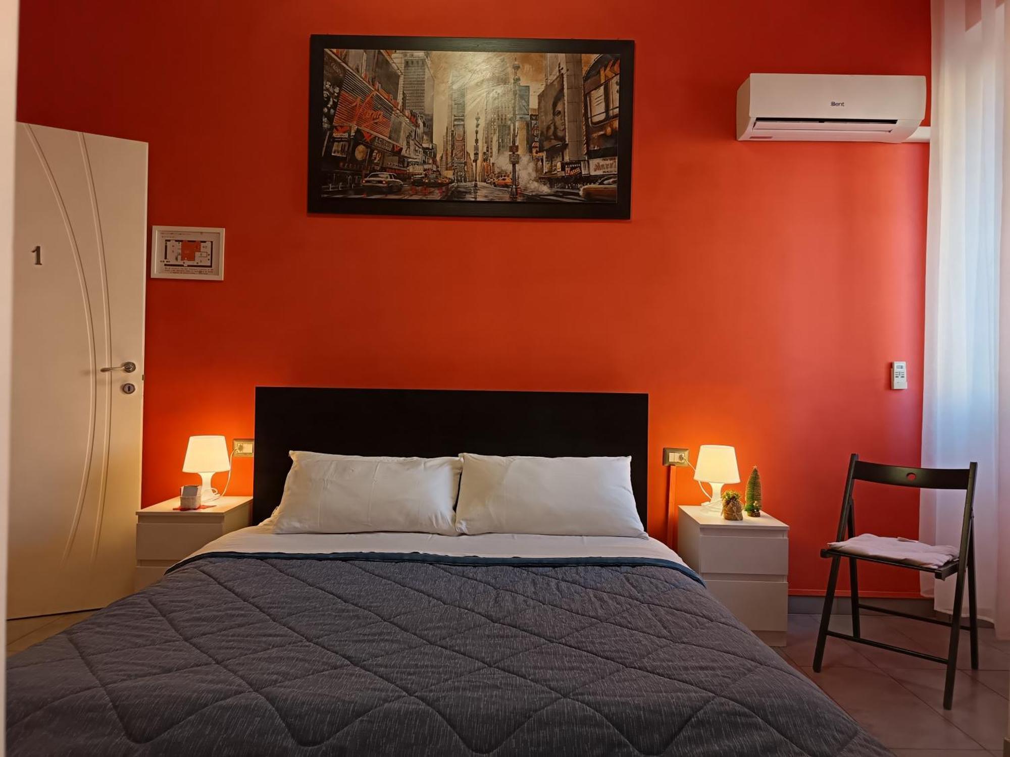 Adriatic Room 50 M Dalla Stazione Ferroviaria Di Ciampino E Dalla Navetta Aeroportuale Dış mekan fotoğraf