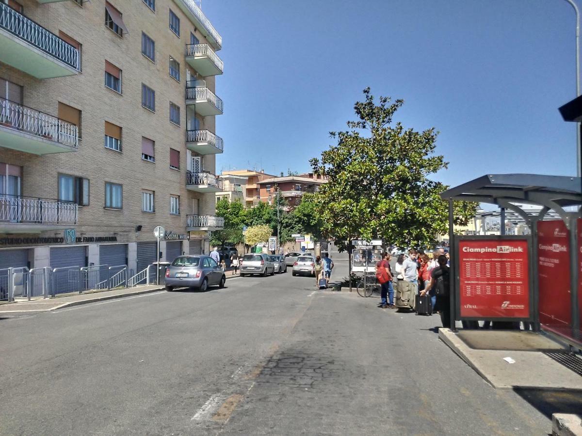 Adriatic Room 50 M Dalla Stazione Ferroviaria Di Ciampino E Dalla Navetta Aeroportuale Dış mekan fotoğraf